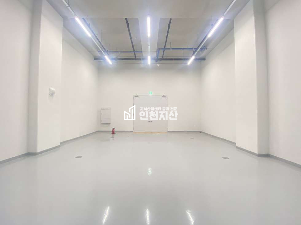 인천 부평구 갈산동 94 전용27평.제조.물류 편리한 1층.즉시입주.단기가능 월세 매물번호 11487 사진 3