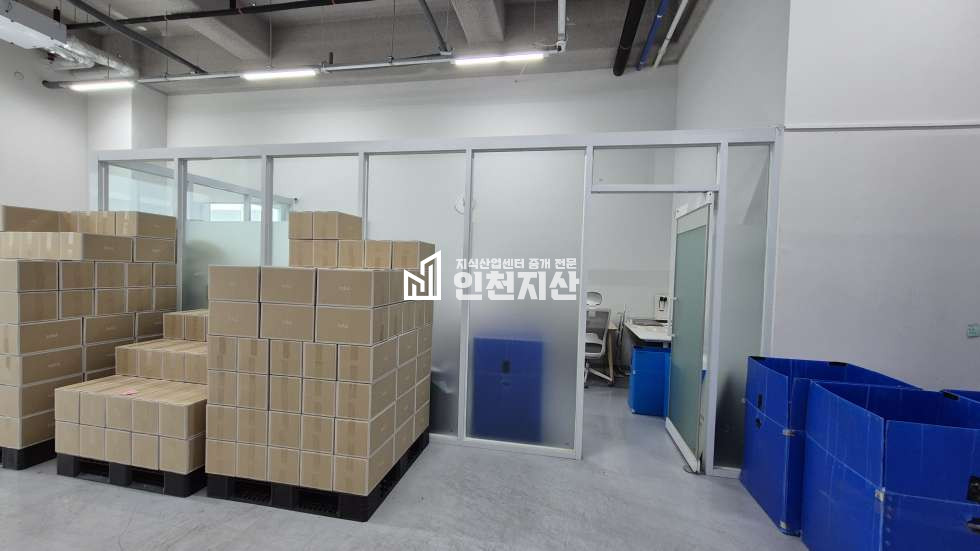 인천 부평구 갈산동 94 코너호실 전용64평 , 2개 호실 연결 드라이브인 가능 월세 매물번호 11562 사진 10