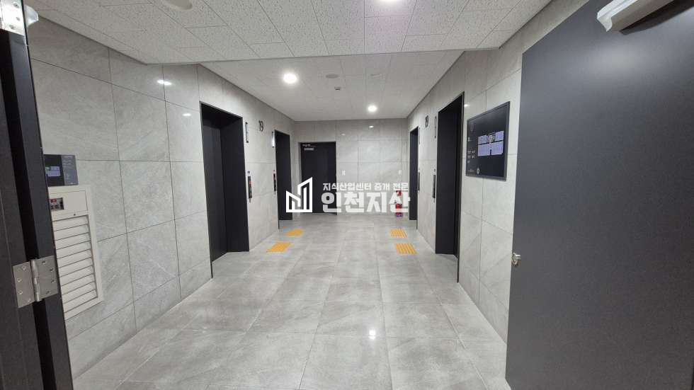 인천 부평구 갈산동 94 발코니확장34평,룸4+탕비룸,외부파사드 월세 매물번호 11570 사진 12