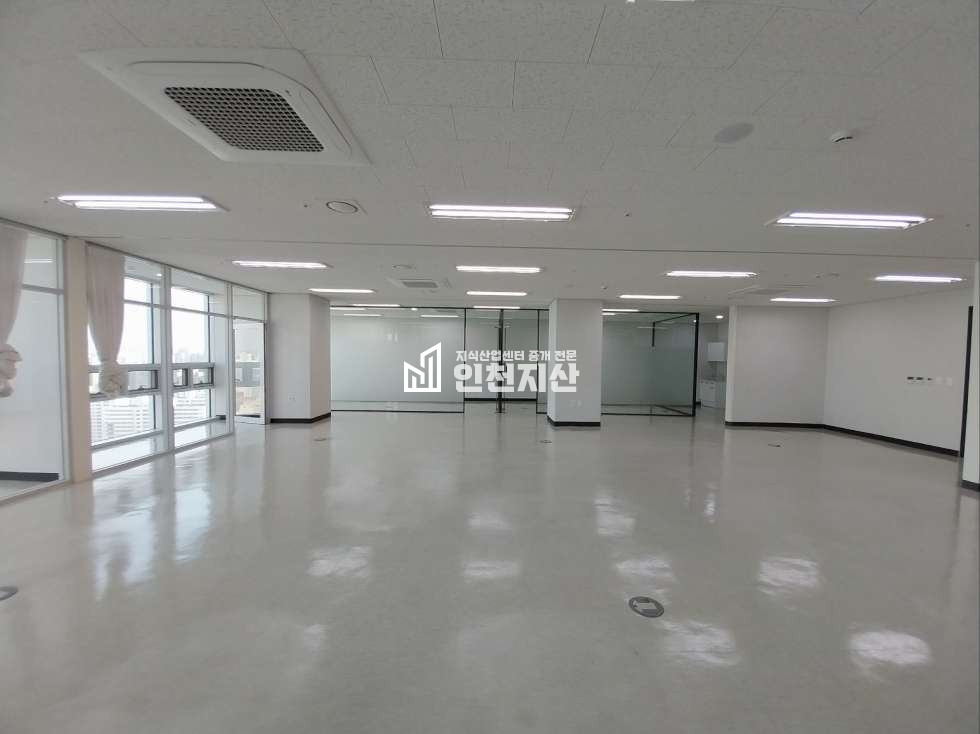 인천 부평구 갈산동 94 실54평.반코너,룸2,화물엘베,고층동향 월세 매물번호 11639 사진 1