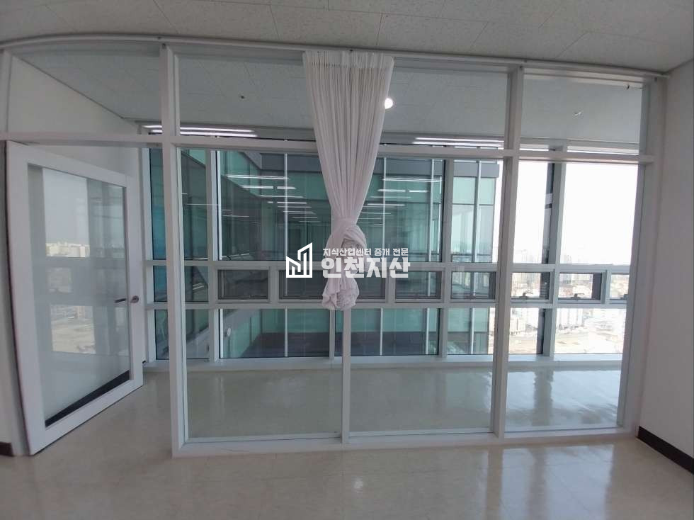 인천 부평구 갈산동 94 실54평.반코너,룸2,화물엘베,고층동향 월세 매물번호 11639 사진 5