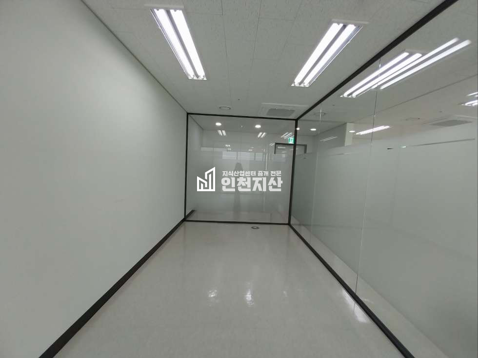 인천 부평구 갈산동 94 실54평.반코너,룸2,화물엘베,고층동향 월세 매물번호 11639 사진 12