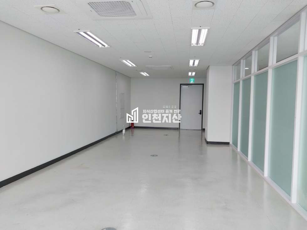인천 부평구 갈산동 94 코너 전용18평. 남향 사무실 월세 매물번호 11389 사진 3