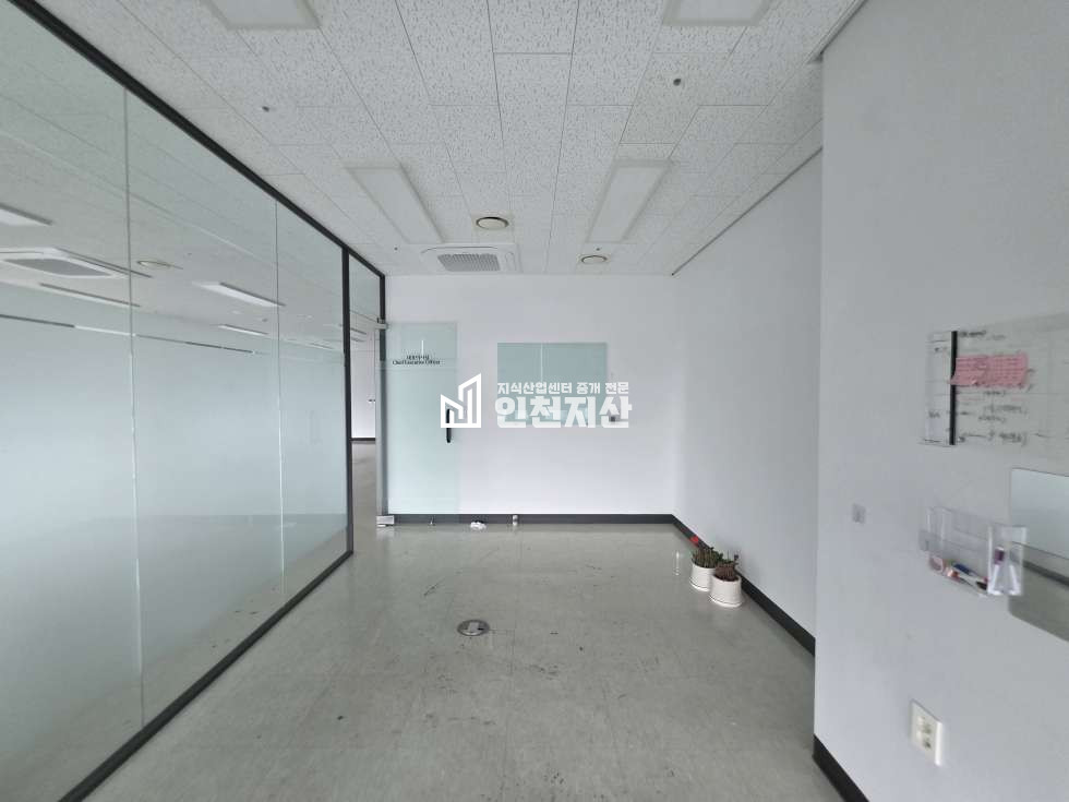 인천 부평구 갈산동 94 (발코니확장39평).룸3+탕비룸,외부파사드 월세 매물번호 11593 사진 8